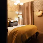 Hotell Haddington House